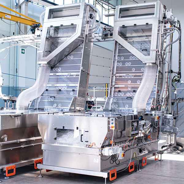 Gravity elevator - AROL - Closure Systems - Customized solutions to any ...